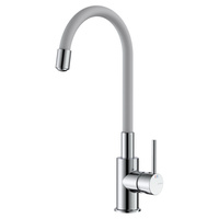 Bateria kuchenna stojąca z elastyczną wylewką