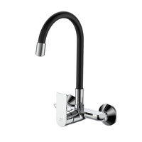 Bateria kuchenna ścienna z elastyczną wylewką