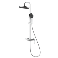 Deszczownica z baterią prysznicową dwufunkcyjną.